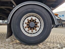 WEB-TRAILER PRASQ 18 / Ladebordwand