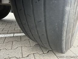 Renders Euro 800 / Container 20 - 30 - 40 - 45 ft / Dru...