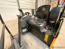 JCB 16 C-1