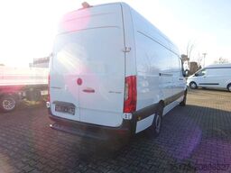 MERCEDES-BENZ Sprinter III Kasten RWD 317 CDI MBUX Navi SHZ