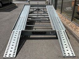 HUMBAUR FTK 274022 Autotransporter 2,7t. 1. Hand