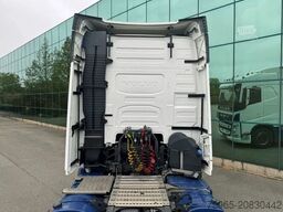 VOLVO FH GLOBETROTTER 6X2 701.000 KM SUPER CONDITION N