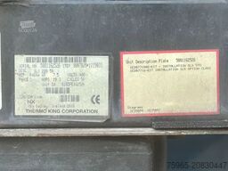 SCHMITZ CARGOBULL SKO 24 THERMO KING SLX 200 ONLY 3645 ENGINE HOUR