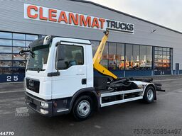 Man TGL 12.250 Palfinger haakarmsysteem