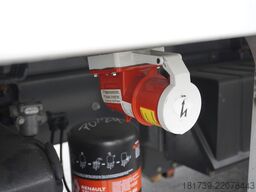 Renault D210 12T / Bitemperature Refrigerator /