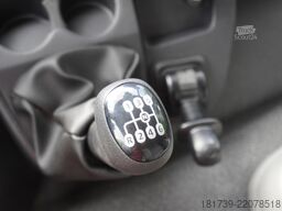 Renault D210 12T / Bitemperature Refrigerator