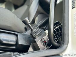 MAN TGS 28.440 6x4-4/3-Seiten- Kipper / Hiab 138-3