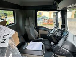 MAN TGS 28.440 6x4-4/3-Seiten- Kipper / Hiab 138-3