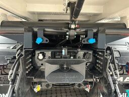 MAN TGS 33.440 6x6 /3-Seiten- Kipper / Kran HIAB 302