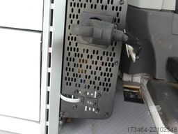 VOLKSWAGEN Crafter Kasten 35 L2H2 4M*AHK. 3t. *Sortimo*LED*