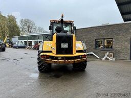 JCB 427 HT Agri