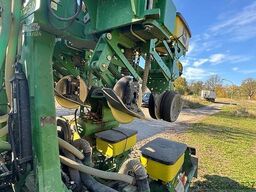 John Deere 1725NT+FT180