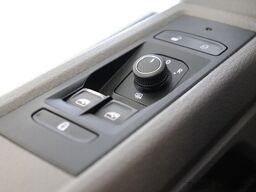 VW Transporter 2.0 TDI 150PK EURO 6 - Airco - Crui...
