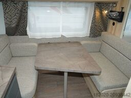 HOBBY De Luxe 400 SFe (05) Sackmarkise Thule, FH