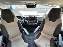 ROADCAR R 600 (52) AHK, Markise