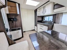 HOBBY Prestige 560 WLU FUßBODENERWÄRMUNG, 2000Kg uvm.