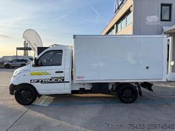 Piaggio Porter NPE con furgonatura in lega leggera