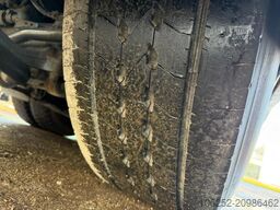 Volvo FH 420 8x4 TRIDEM PRITSCHE + KRAN HIAB ROLLER 1...