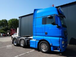 MAN TGX 26.460 6x2 tractor unit 674.600km