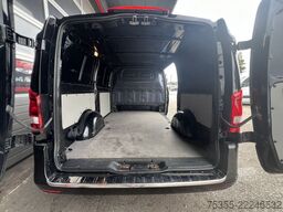 MERCEDES-BENZ eVito Lang Klima Kamer Navi Sitzheiz Vito 3-Sitz