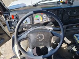 Mercedes-Benz Vario 818 D