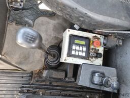 Mercedes-Benz Vario 818 D