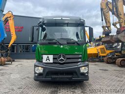 Mercedes-Benz Antos 2543