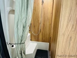 KARMANN Dexter 595 Modell 2026 - Hubbett Heckbad 83.530¤