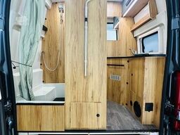 KARMANN Dexter 595 Modell 2026 - Hubbett Heckbad 83.530¤