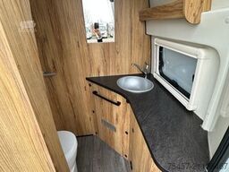 KARMANN Dexter 595 Modell 2026 - Hubbett Heckbad 83.530¤