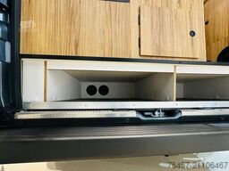 KARMANN Dexter 595 Modell 2026 - Hubbett Heckbad 83.530¤