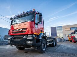 IVECO TRAKKER 410