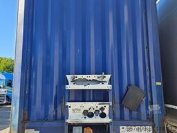 Krone SD Mega 4 units, Lifting axle A