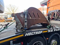 Hyundai Robex 235 LCR-9A 2 Buckets!