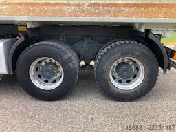 IVECO Trakker 450