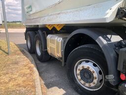 IVECO Trakker 450