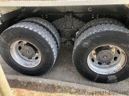 IVECO Trakker 450