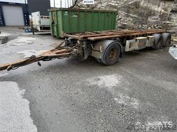 Kaupe 3 akslet hook trailer with tipper for sale as a re