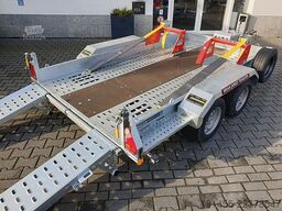 Brian James Trailers Digger Plant mit TracStrap Ladungssicherung