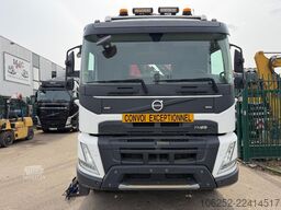 Volvo FMX 500 8x4 TRIDEM HOOKLIFT + CRANE HMF 2320 K4...