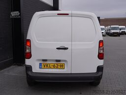 Peugeot Partner 1.2 PureTech Benzine! - Airco - Navi - ...