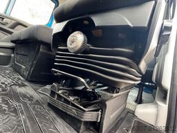 IVECO Daily Kasten 35S18 /6 Sitze/ 3.0L / 3,5T Anh.