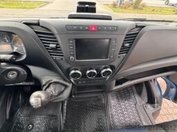 IVECO Daily Kasten 35S18 /6 Sitze/ 3.0L / 3,5T Anh.