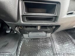 IVECO Daily Kasten 35S18 /6 Sitze/ 3.0L / 3,5T Anh.