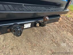 IVECO Daily Kasten 35S18 /6 Sitze/ 3.0L / 3,5T Anh.