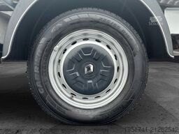 RENAULT Master Abschleppwagen AHK Klima VDI2700