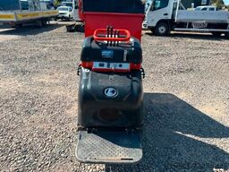 KUBOTA KC 70 Minidumper netto 6.500 EUR