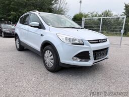FORD Kuga Titanium  2,0 Ltr. - 120 kW TDCi 4x4 Allrad