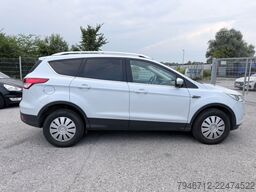 FORD Kuga Titanium  2,0 Ltr. - 120 kW TDCi 4x4 Allrad