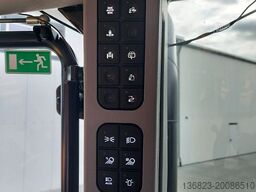 JCB Fastrac 8290 I-CON gleich wie 8330